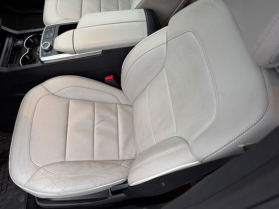 Mercedes-Benz ML350 15 of 21