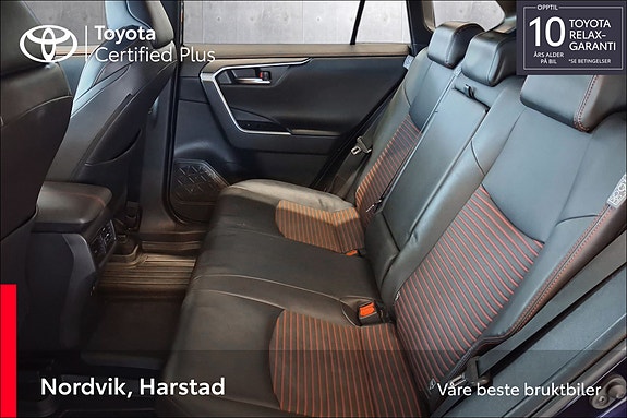 Toyota RAV4 17 of 21