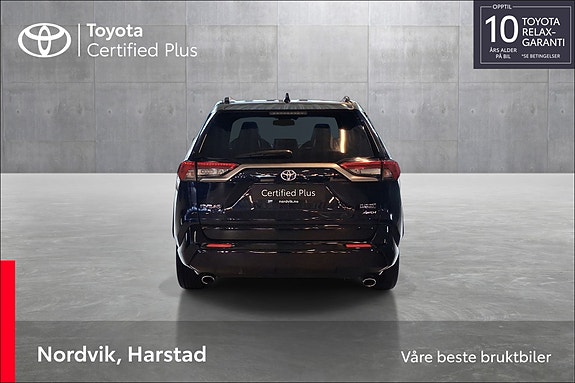 Toyota RAV4 4 of 21