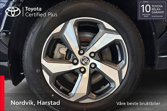 Toyota RAV4 21 of 21
