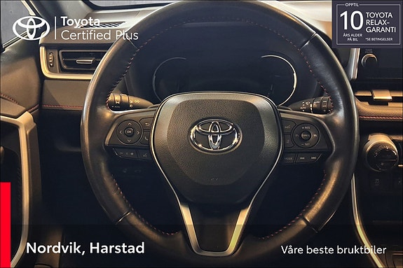 Toyota RAV4 13 of 21