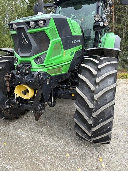 Deutz Fahr 6215 TTV 6 of 15