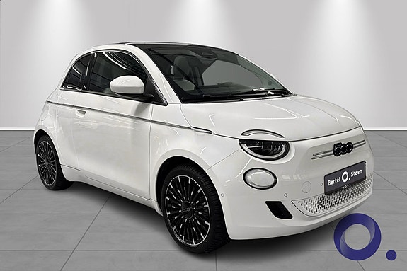 Fiat 500e 3 of 17