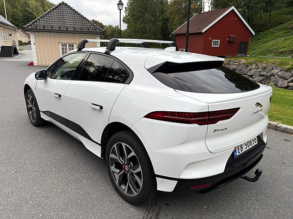 Jaguar I-PACE 11 of 13