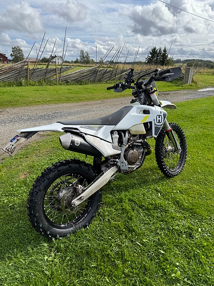 Husqvarna FE501 2 of 6