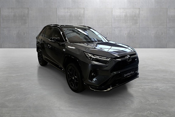 Toyota RAV4 7 of 27