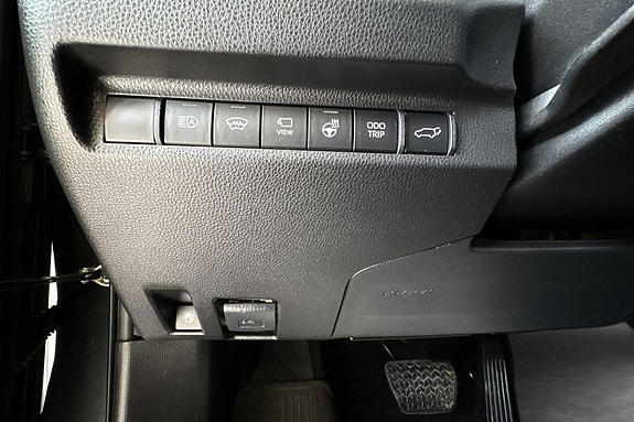 Toyota RAV4 26 of 27