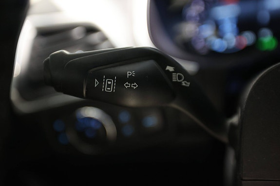 Ford S-MAX 16 of 30