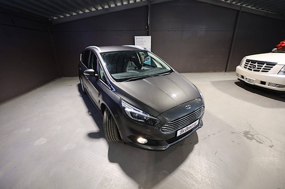 Ford S-MAX 6 of 30
