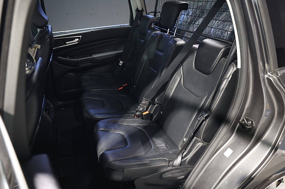 Ford S-MAX 30 of 30