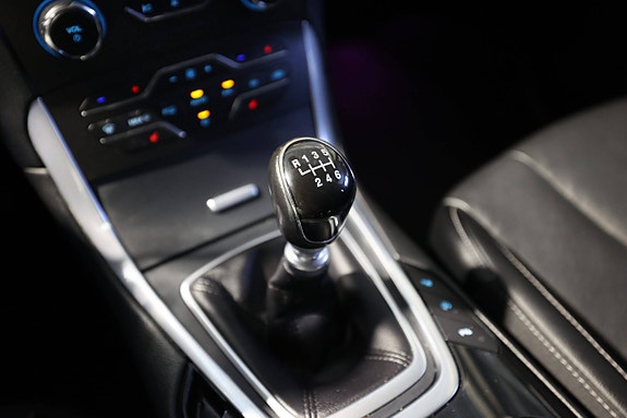 Ford S-MAX 27 of 30