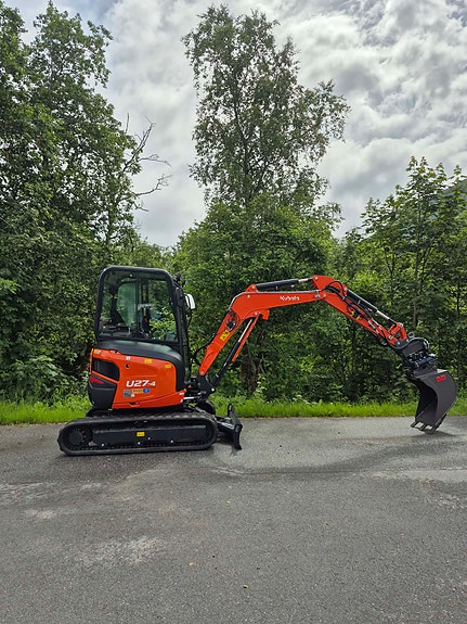 Kubota U27-4 / Demokjørt / Rotortilt / Sentralsmøring 2 of 9