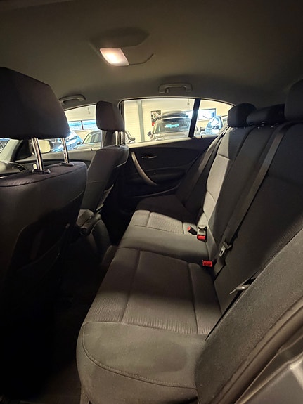 BMW 116d 18 of 23