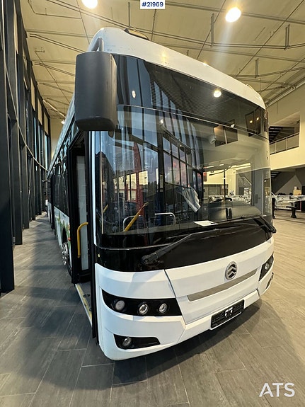 Annet 2019 Golden Dragon Pivot EV EL Buss - 6 of 30