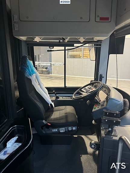 Annet 2019 Golden Dragon Pivot EV EL Buss - 12 of 30