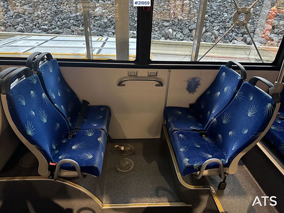 Annet 2019 Golden Dragon Pivot EV EL Buss - 27 of 30