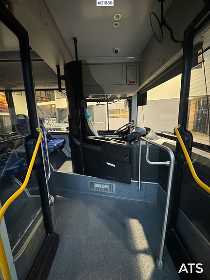 Annet 2019 Golden Dragon Pivot EV EL Buss - 11 of 30