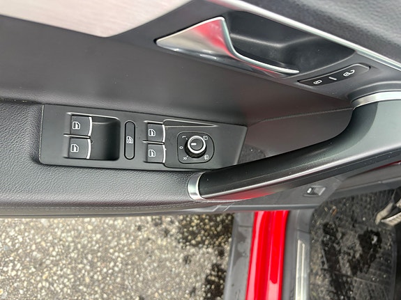 Volkswagen Passat Alltrack 10 of 19