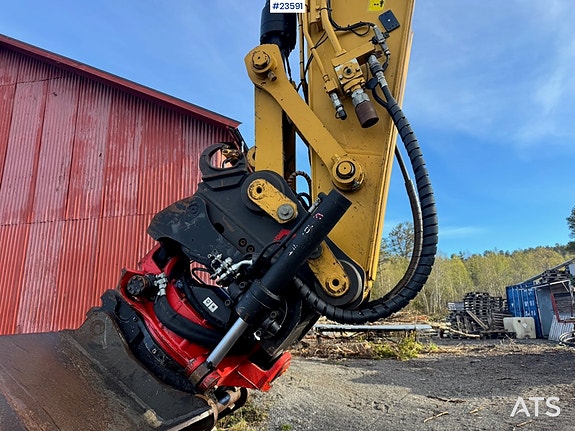 Caterpillar 324EL Beltegraver m/ Rototilt og Pusseskuffe – US byttet for 3500 timer siden! 29 of 30
