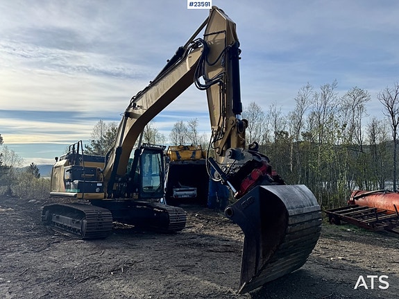 Caterpillar 324EL Beltegraver m/ Rototilt og Pusseskuffe – US byttet for 3500 timer siden! 11 of 30