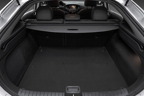 Hyundai IONIQ 25 of 29