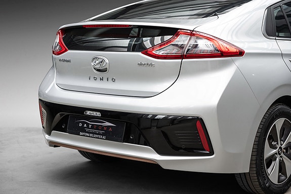 Hyundai IONIQ 4 of 29