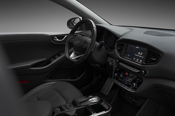 Hyundai IONIQ 29 of 29