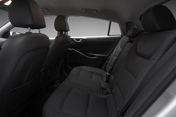 Hyundai IONIQ 19 of 29