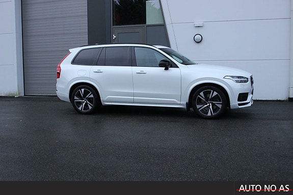 Volvo XC90 9 of 30