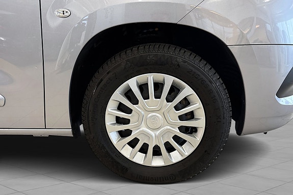 Toyota Proace City 24 of 24