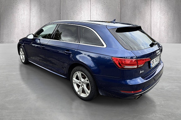 Audi A4 5 of 23