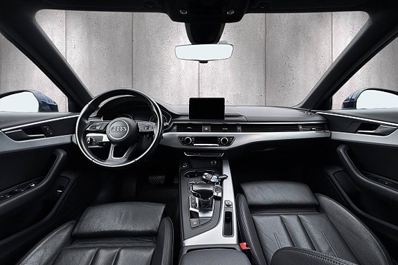 Audi A4 9 of 23