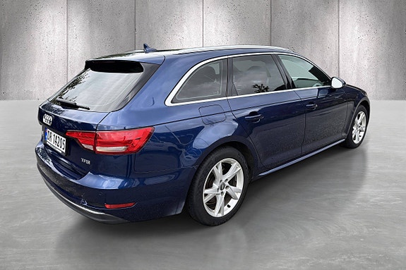 Audi A4 7 of 23