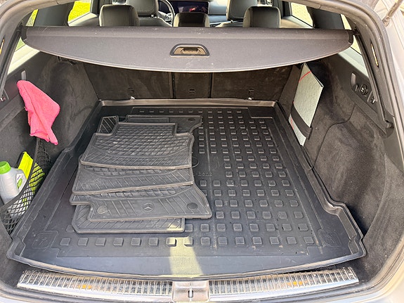 Mercedes-Benz E220 d 16 of 27