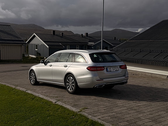 Mercedes-Benz E220 d 5 of 27