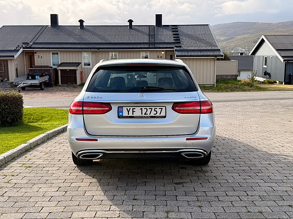 Mercedes-Benz E220 d 6 of 27