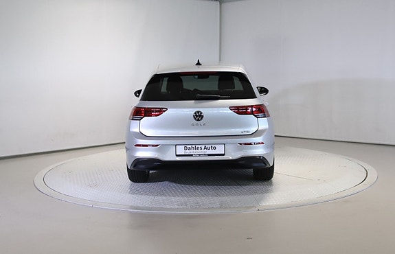 Volkswagen Golf VIII 4 of 28