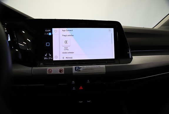 Volkswagen Golf VIII 16 of 28