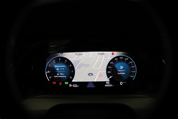 Volkswagen Golf VIII 13 of 28