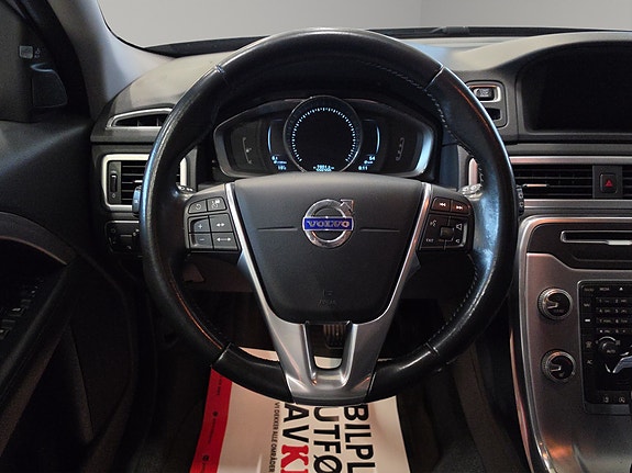 Volvo V70 21 of 30