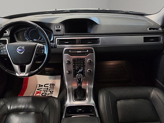 Volvo V70 19 of 30