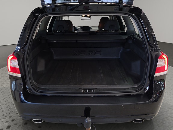 Volvo V70 10 of 30