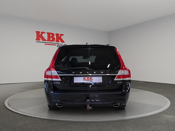 Volvo V70 9 of 30