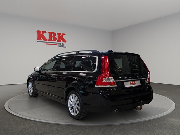 Volvo V70 8 of 30
