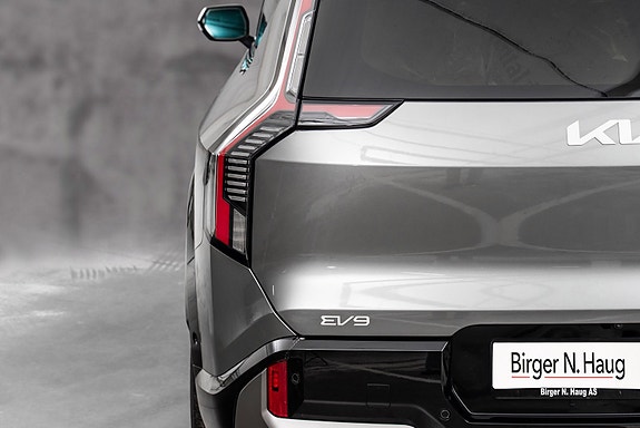 Kia EV9 8 of 30
