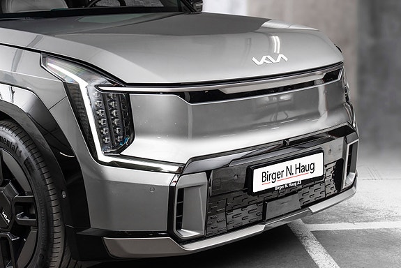 Kia EV9 4 of 30