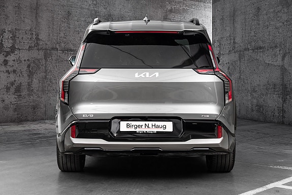 Kia EV9 6 of 30