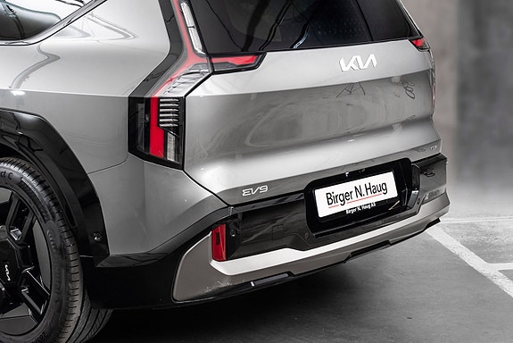 Kia EV9 7 of 30