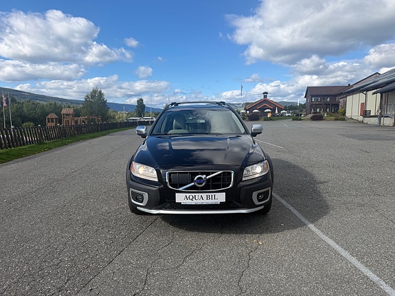 Volvo XC70 3 of 24