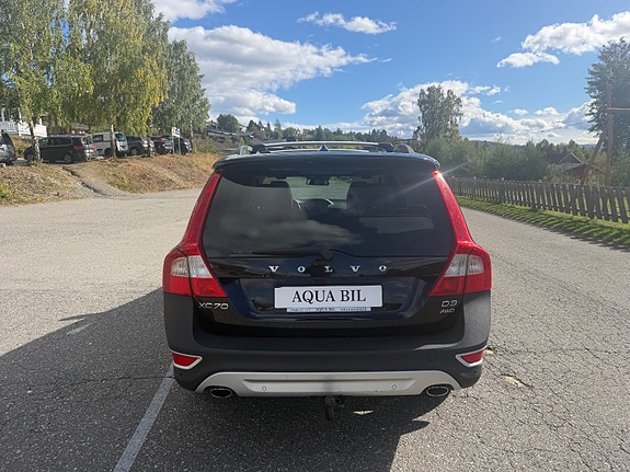 Volvo XC70 8 of 24